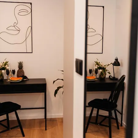 Maya's Flats & 53 - Walowa 40, Gdańsk
