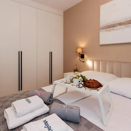 Maya's Flats & 53 - Walowa 40, * Gdańsk