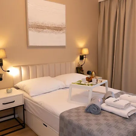 Maya's Flats & 53 - Walowa 40, *