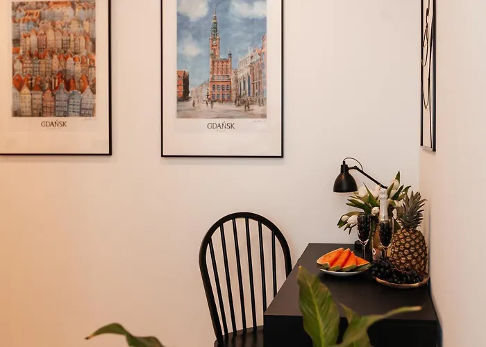 Maya's Flats & 53 - Walowa 40, *