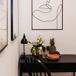 Apartman Maya's 53 - Walowa 40, *