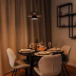 Maya's 53 - Walowa 40, Apartman *